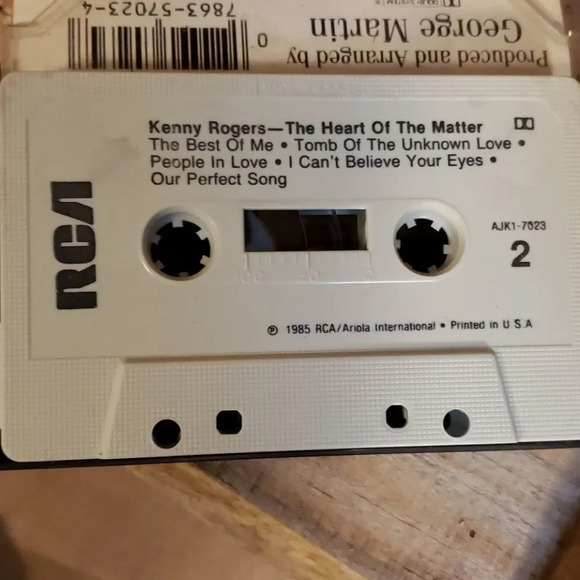 Kenny Roger's The Heart of The Matter Cassette - Picture 5 of 7